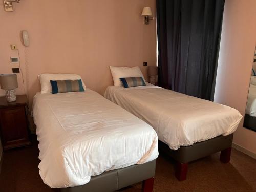 Chambre avec 2 lits
