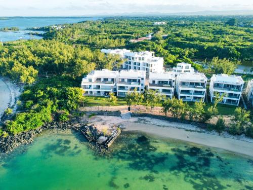 Beach Front Holiday apartment