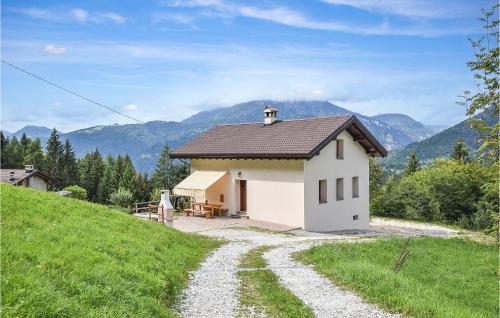  Casa Giglio Dorato in 32030 Sovramonte