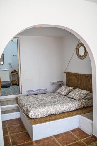 1 sofa bed, 1 futon bed