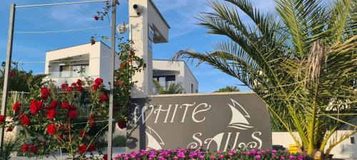 Luxury villas White Sails