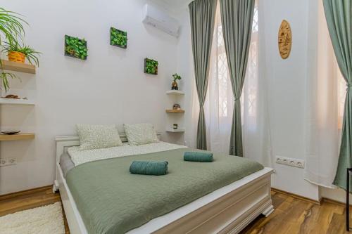 Balinese Style Downtown Apartment