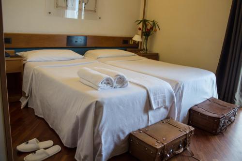 Best Western Hotel Dei Cavalieri Ideally located in the prime touristic area of Foggia, Best Western Hotel Dei Cavalieri promises a relaxing and wonderful visit. The hotel offers a wide range of amenities and perks to ensure you have