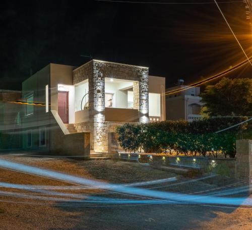 Ros Solis Luxure House