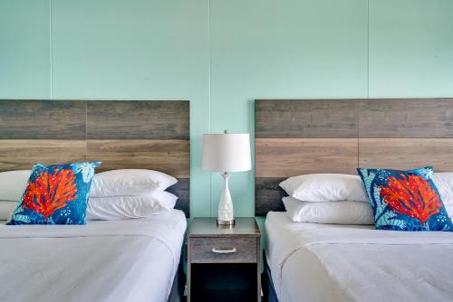 2 double beds