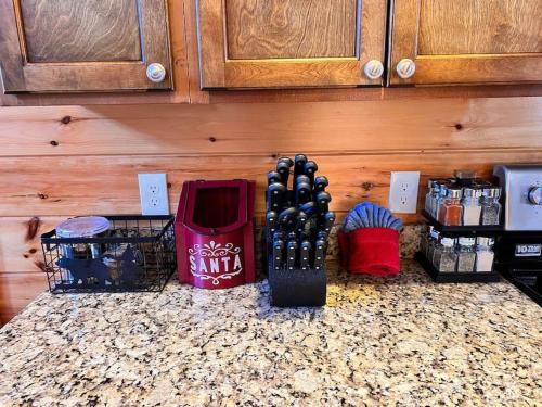 * 3 Master BR, Views, Theater, Arcade, Pinball in Gatlinburg, USA