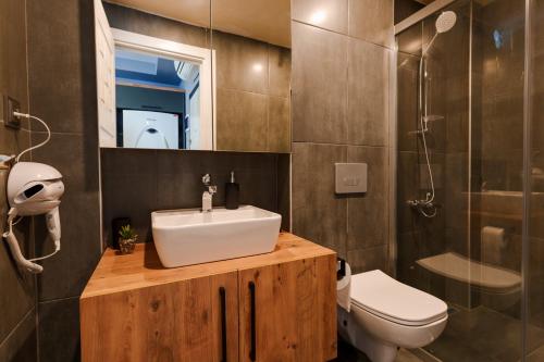 Mrt Suites Lara Room Type - Standard Suite
