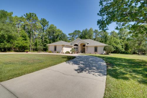 Simplicity Citrus Springs Home about 4 Mi to Rivers! in Dunnellon