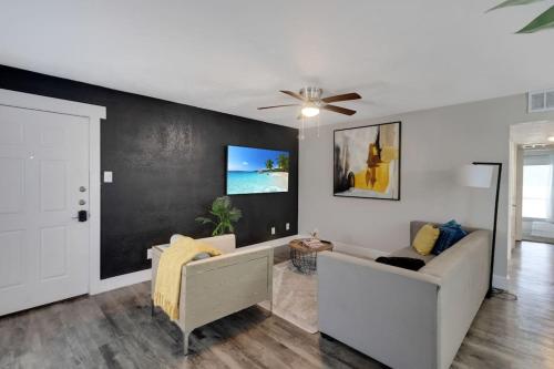 B&B Arlington - Modern Cozy City Retreat! Your Home away from Home - Bed and Breakfast Arlington