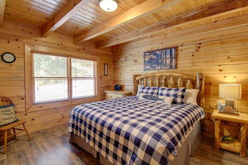 Lakefront Sevierville Cabin with Hot Tub and Fire Pit! in Sevierville, USA