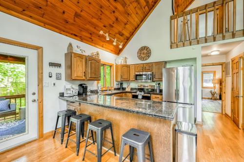 Woodhaven Hideaway in Mineral, USA