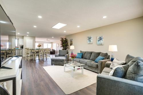 Golfers Oasis! 55 and Sun City West Retreat with Pool in Sun City