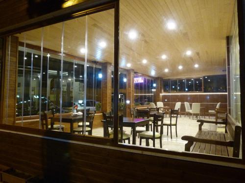 sala de TV, Gelibolu Hotel in Cevat Pasa