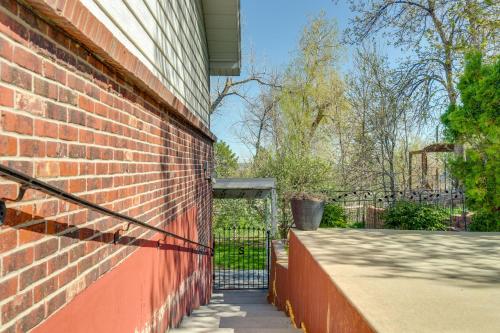 Lovely Wheat Ridge Apt about 8 Mi to Downtown Denver!