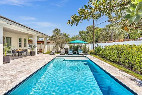 Luxury Villa Heated Pool Las Olas Close to Beach in Fort Lauderdale, USA