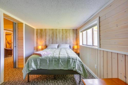 Charming Lake Ann Apartment - Walkable Location! Charming Lake Ann Apartment - Walkable Location!