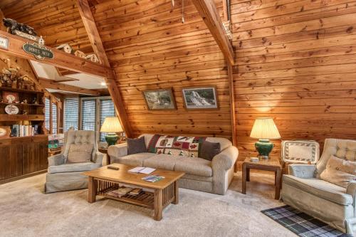 Mountain Springs Chalet in Gatlinburg, USA