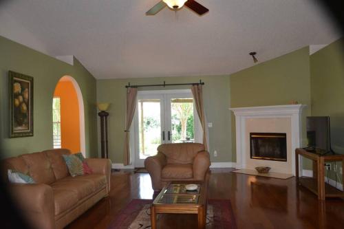 AWESOME/LUXURY/PERFECT LOCATION/PVT HOME @SE JAX