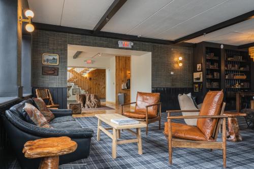 Hunter Lodge, a Bluebird by Lark in Hunter, USA