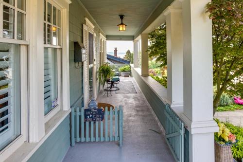 Serene Tacoma Home with Furnished Deck and Views!