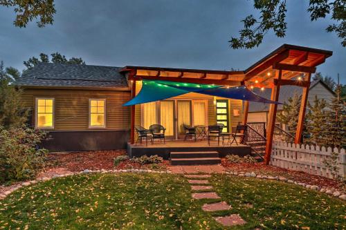 B&B Fort Collins - Fort Collins Vacation Rental with Private Hot Tub! - Bed and Breakfast Fort Collins