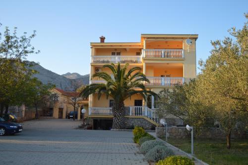 Apartments Zdenka - Location saisonnière - Starigrad-Paklenica