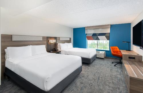 Holiday Inn Express & Suites Columbus At Northlake By IHG in كولومبوس