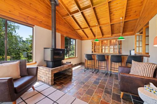 Bendalong - Rural Retreat, Short Drive to CBD