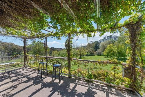 Bendalong - Rural Retreat, Short Drive to CBD