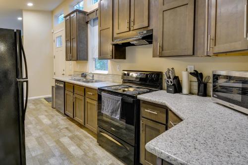 Hoodsport Vacation Rental w/ Private Lake Access! in Hoodsport (WA)