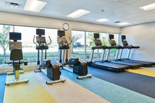 TownePlace Suites by Marriott Hixson - image 4