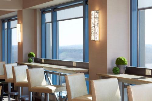 Milwaukee Marriott West - image 10