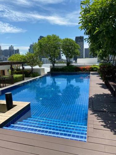 Delightful Condo in Central location at Sukhumvit 49