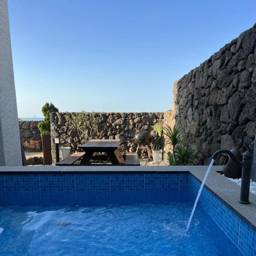 Nolgureum private pool villa - Tap to explore photos