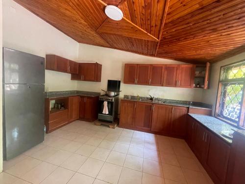 Joe & El Heritage Villa in มารังกู