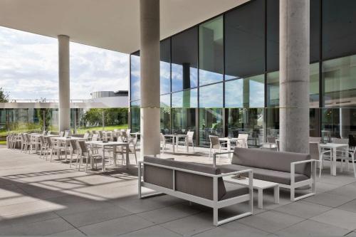 Pub/Lounge, Courtyard by Marriott Munich Garching in Garching bei Munchen