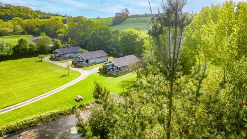 The Clover Lodge, Red Lake Farm Nr Glastonbury