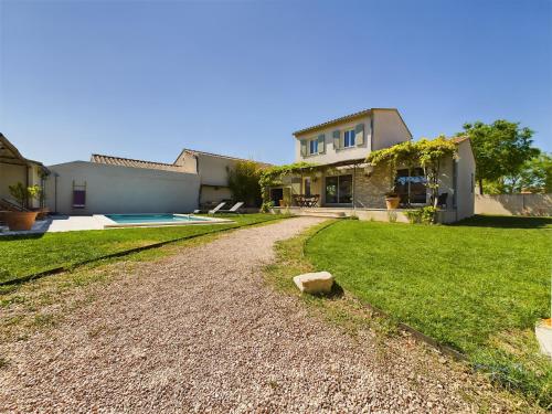 Villa Calisse, 6 personnes à Maillane