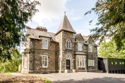 Exterior view, The Governance Apartments in Windermere