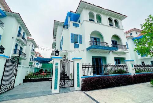 Sun Feria - Luxurious and Cozy Vacation Villa - Bai Chay - Ha Long