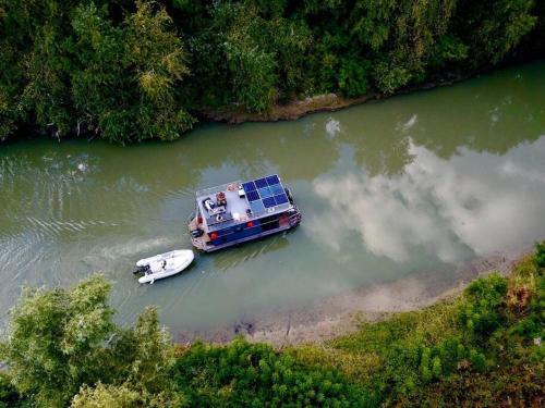 Danube Delta Houseboat