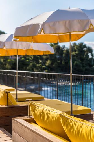 463039999 Hôtel Le Bailli De Suffren