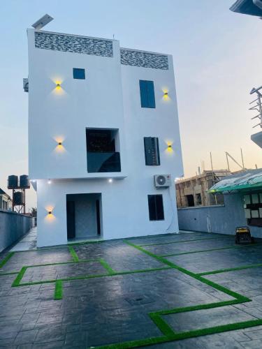 STAR HOMES APARTMENTS