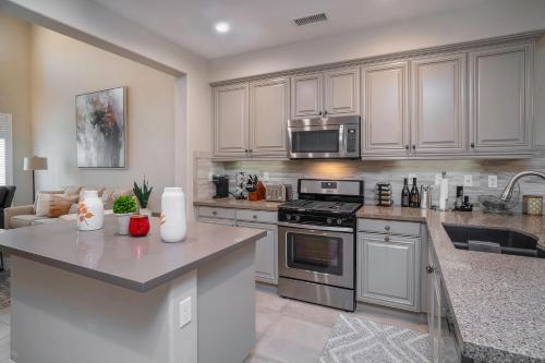 Pga WEST Signature! BRAND NEW Townhome! in La Quinta, USA
