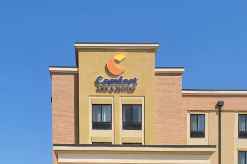 Comfort Inn & Suites Watford City