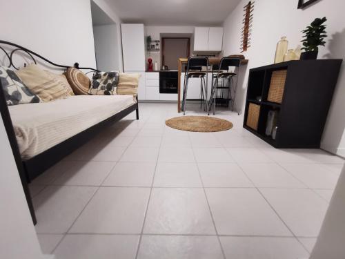 Apartments Malic in Pridraga