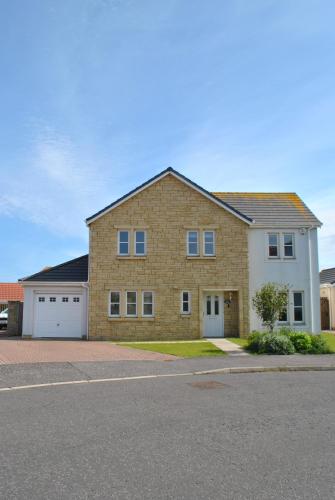 B&B Anstruther - Faolin- superb detached family villa East Neuk - Bed and Breakfast Anstruther