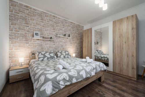 MIMA house with apartments - Umag