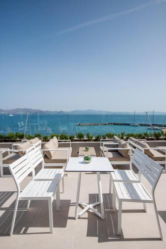 Kos Divine Hotel & Suites - image 2