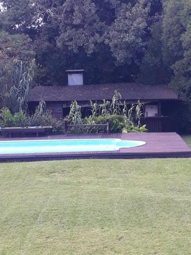 Flor de Lis Dpto precio Uss Blue